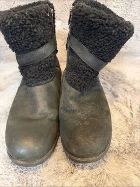Black Shearling Cuff Leather Boots Ugg